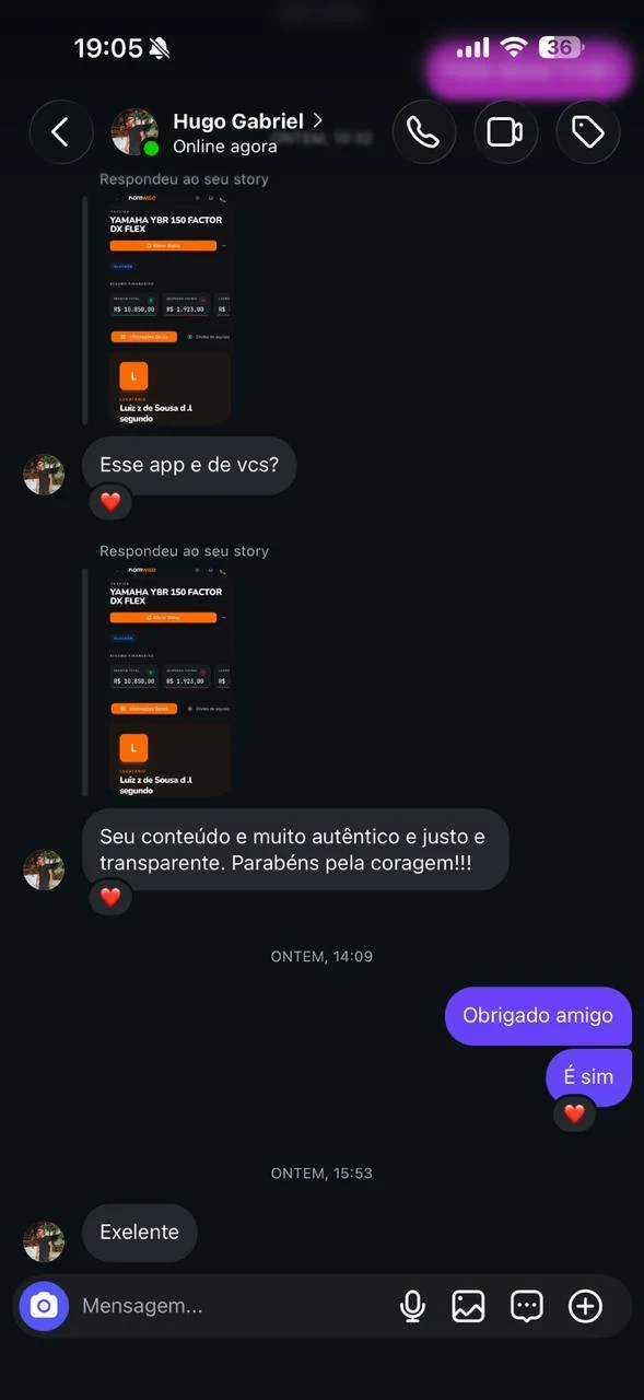 Conversa real no Instagram perguntando sobre o aplicativo da Komwise e elogiando a autenticidade e a transparência do conteúdo